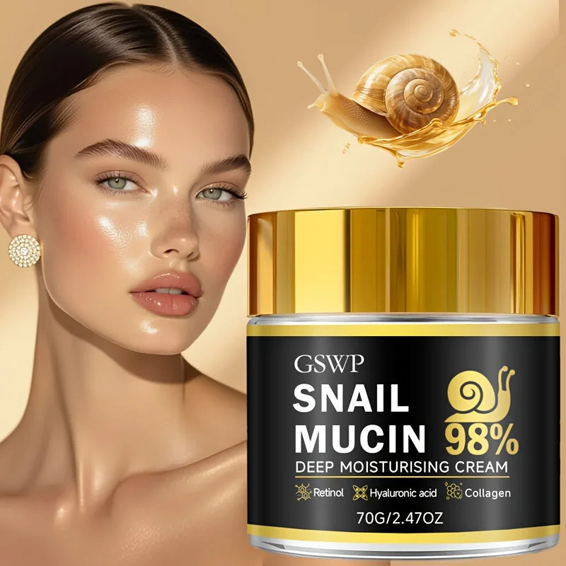 La crème hydratante pour le visage GSWP Snail, enrichie en collagène, procure une hydratation profonde. Sans alcool. 70g/140g/210g