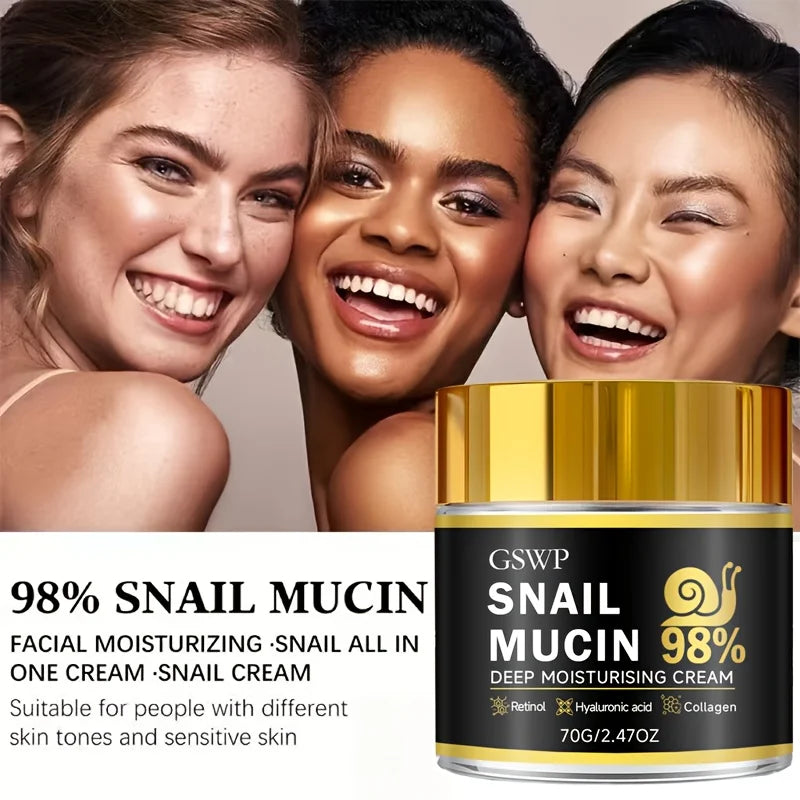 La crème hydratante pour le visage GSWP Snail, enrichie en collagène, procure une hydratation profonde. Sans alcool. 70g/140g/210g
